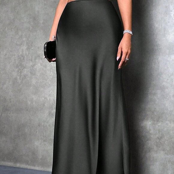 Black Casual Womens Solid Maxi Satin Skirt - Picture 2 of 5